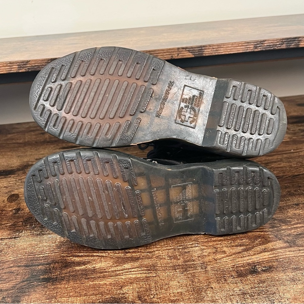 Dr Martens Avery Black Soft Crushed Velvet Floral‎ Vintage Boots women's 6 - Picture 7 of 12